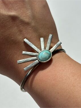 Faux Turquoise Southwestern Starburst Silver Tone Bracelet Cowgirl Zuni Style
